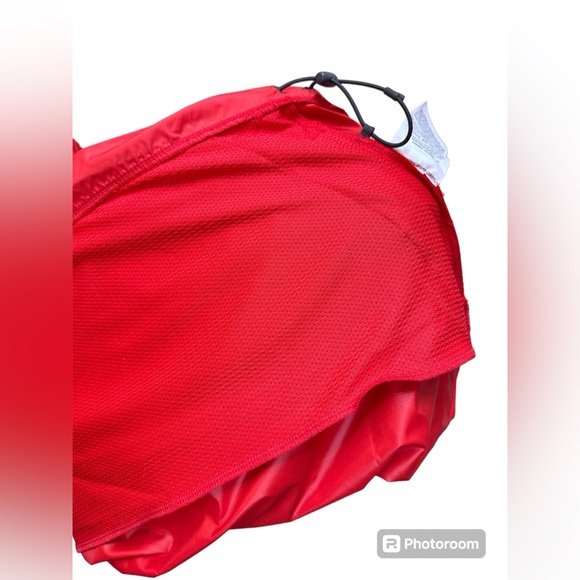 Nike Women’s Short Sleeve Softball WindShirt Scarlett Red - Picture 6 of 7